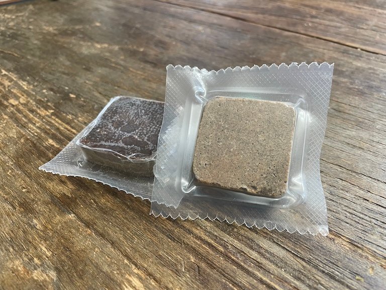 How to store HeySweet Brown Sugar Konjac Jelly Cube? 1 HeySweet Brown Sugar Konjac Jelly Cube Vacuum Sealed individual Package